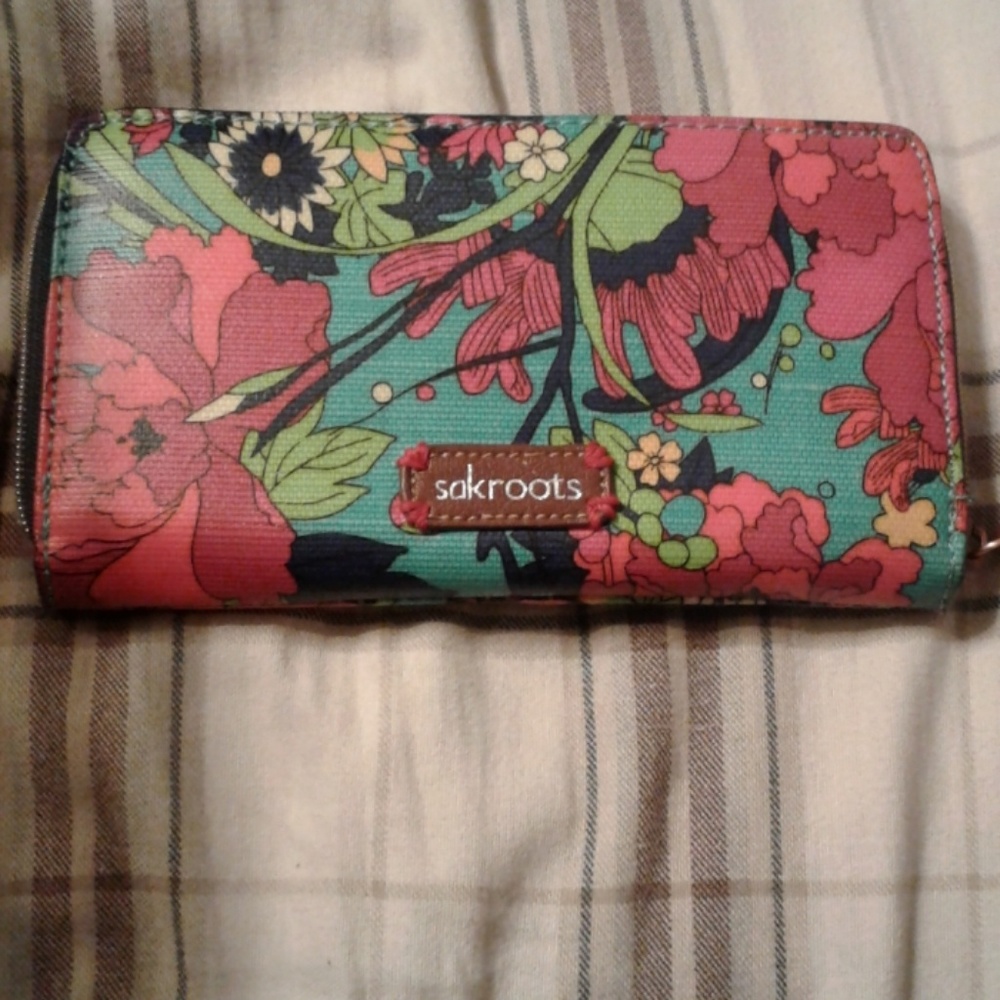 Sakroots wallet